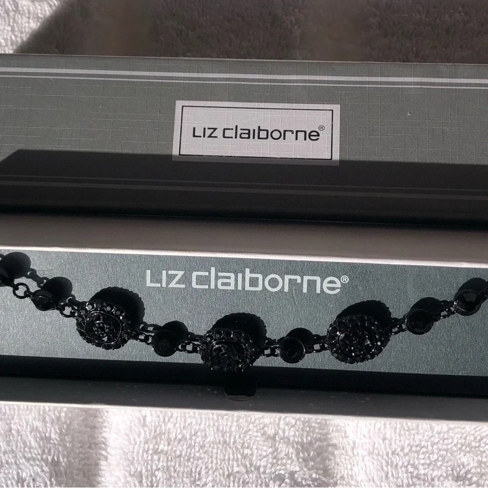 Liz Claiborne‎ Black Bracelet with Polished Beads
